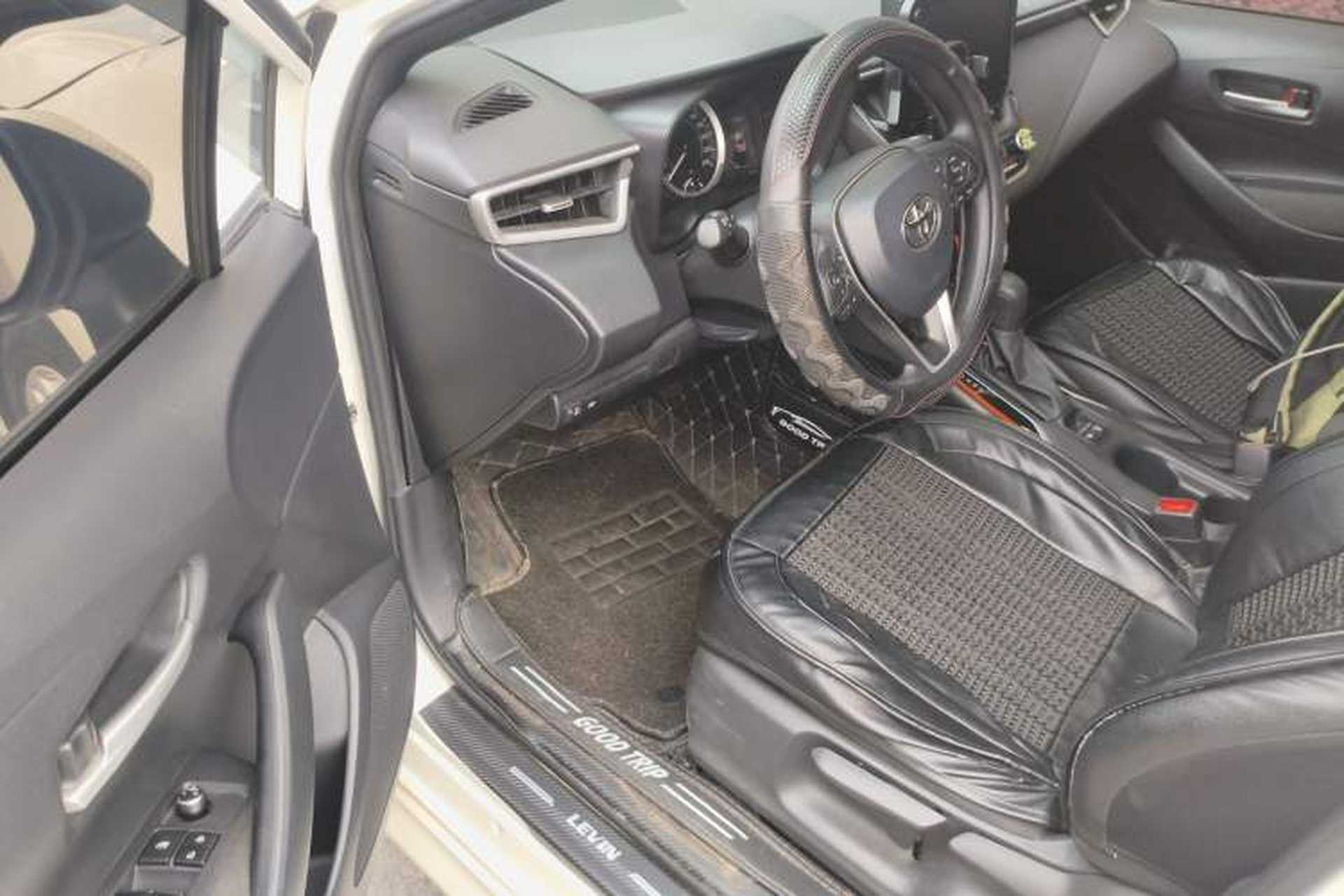 Used Toyota Levin 2019 185T CVT Luxury Edition China VI Standard Driver Seat