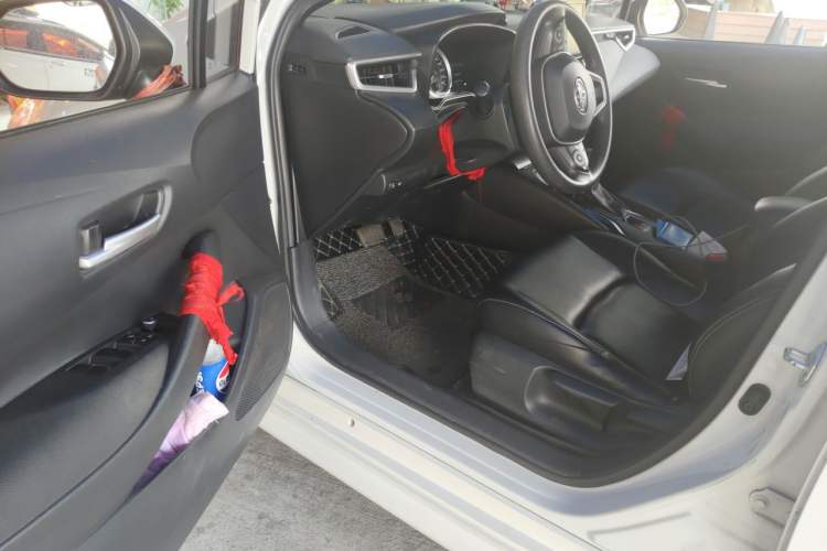 Used Toyota Levin 2019 185T CVT Luxury Edition China VI Standard Driver Seat