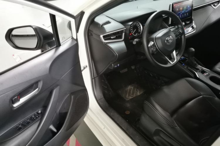 Used Toyota Levin 2019 185T CVT Luxury Edition China VI Standard Driver Seat