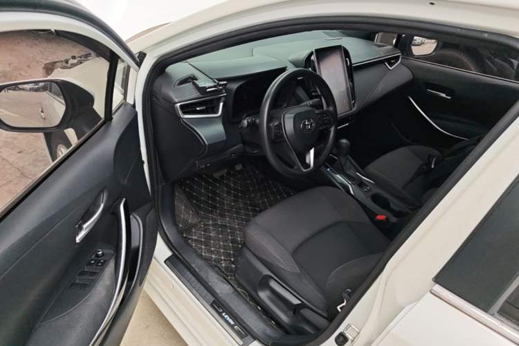 Used Toyota Levin 2019 Dual-Engine 1.8H E-CVT Tech Edition China VI Standard Driver Seat