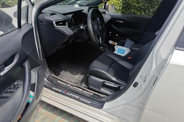 Used Toyota Levin 2019 185T CVT Sport Edition China VI Standard Driver Seat