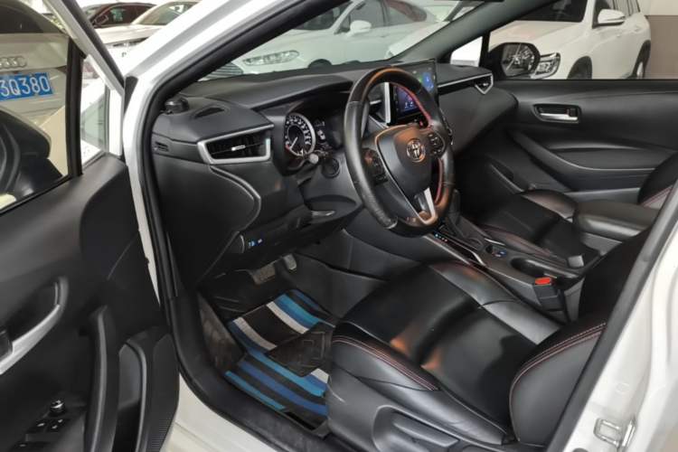 Used Toyota Levin 2019 185T CVT Luxury Edition China VI Standard Driver Seat