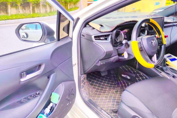 Used Toyota Levin 2019 185T CVT Luxury Edition China VI Standard Driver Seat