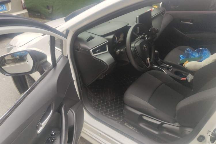 Used Toyota Levin 2019 185T CVT Luxury Edition China VI Standard Driver Seat