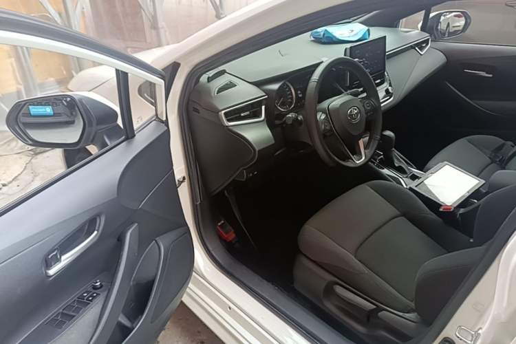 Used Toyota Levin 2019 185T CVT Luxury Edition China VI Standard Driver Seat