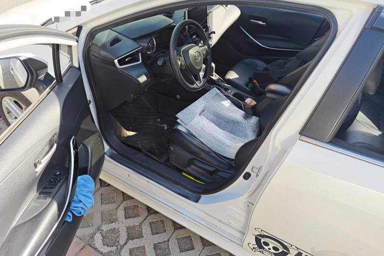 Used Toyota Levin 2019 Dual-Engine 1.8H E-CVT Luxury Edition China VI Standard Driver Seat