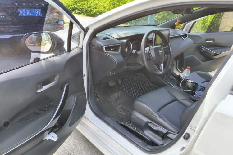 Used Toyota Levin 2019 185T CVT Luxury Edition China VI Standard Driver Seat