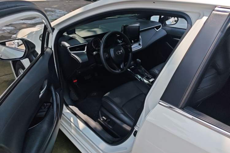 Used Toyota Levin 2019 185T CVT Entry-Level Version China VI Standard Driver Seat