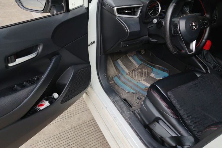 Used Toyota Levin 2019 185T CVT Luxury Edition China VI Standard Driver Seat