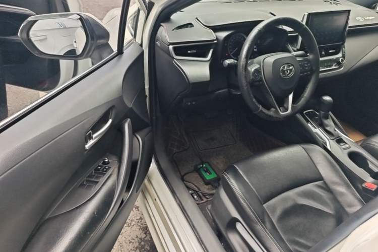 Used Toyota Levin 2019 185T CVT Luxury Edition China VI Standard Driver Seat