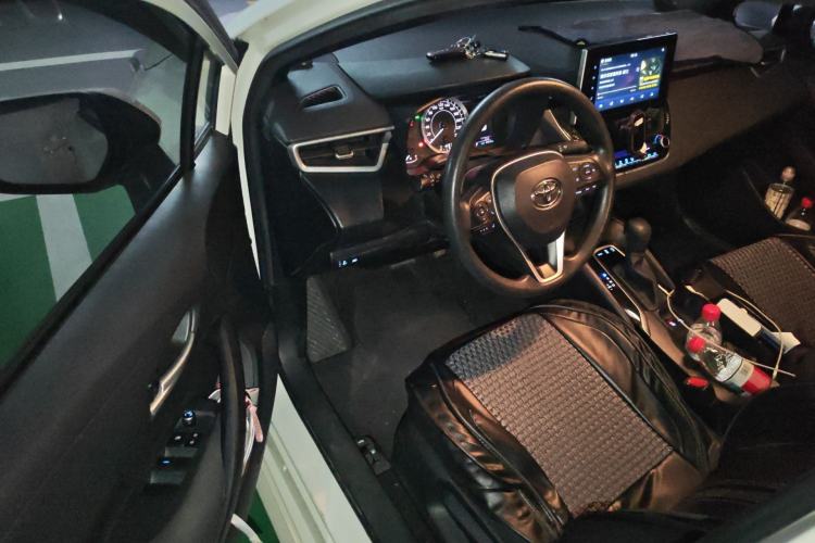 Used Toyota Levin 2019 185T CVT Luxury Edition China VI Standard Driver Seat