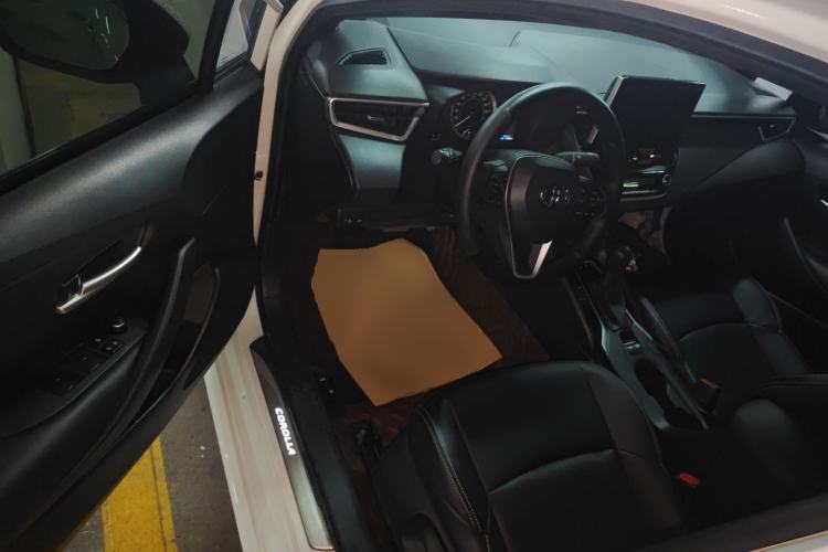 Used Toyota Levin 2019 185T CVT Luxury Edition China VI Standard Driver Seat
