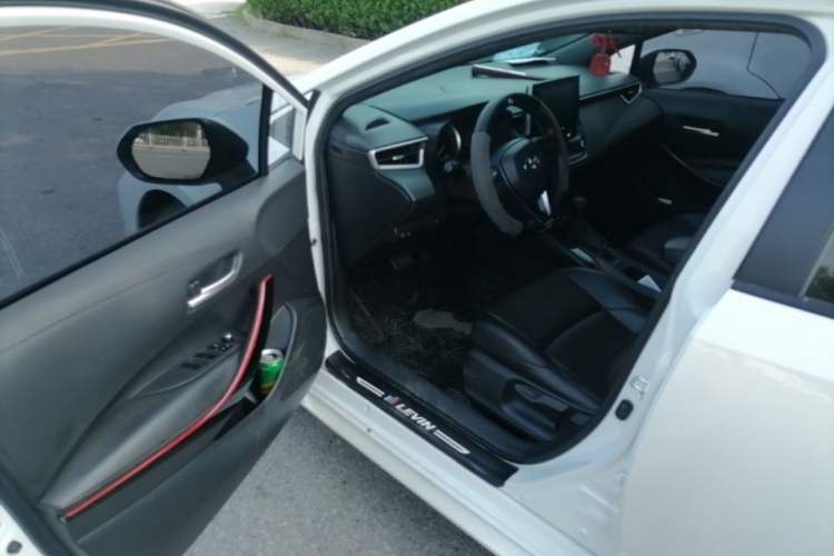 Used Toyota Levin 2019 Dual-Engine 1.8H E-CVT Sport Edition China VI Standard Driver Seat