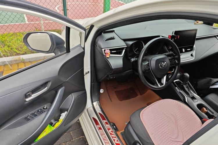Used Toyota Levin 2019 185T CVT Luxury Edition China VI Standard Driver Seat