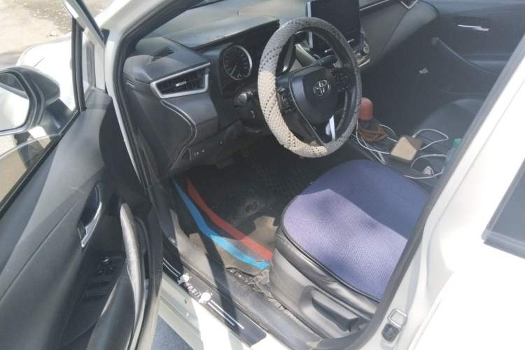 Used Toyota Levin 2019 185T CVT Luxury Edition China VI Standard Driver Seat