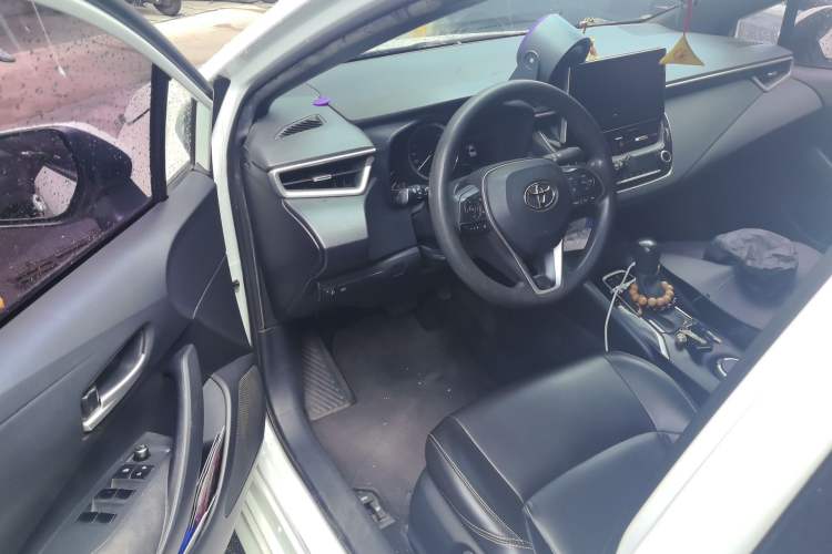 Used Toyota Levin 2019 185T CVT Luxury Edition China VI Standard Driver Seat
