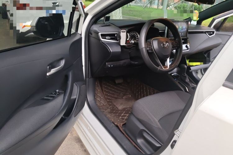 Used Toyota Levin 2019 185T CVT Luxury Edition China VI Standard Driver Seat
