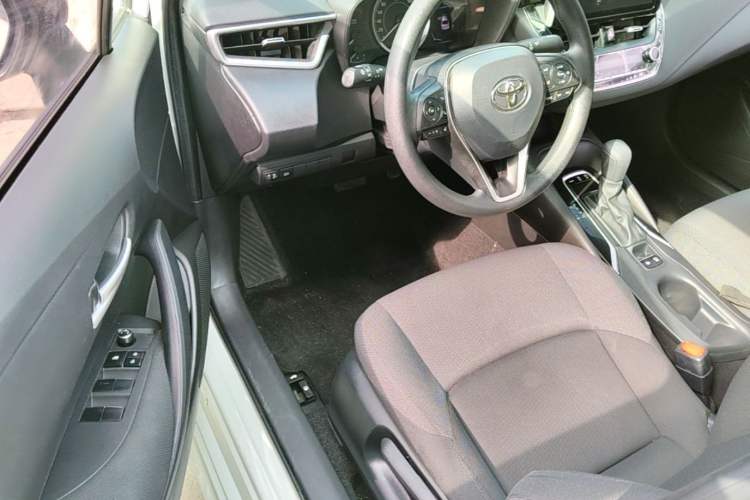 Used Toyota Levin 2019 185T CVT Luxury Edition China VI Standard Driver Seat