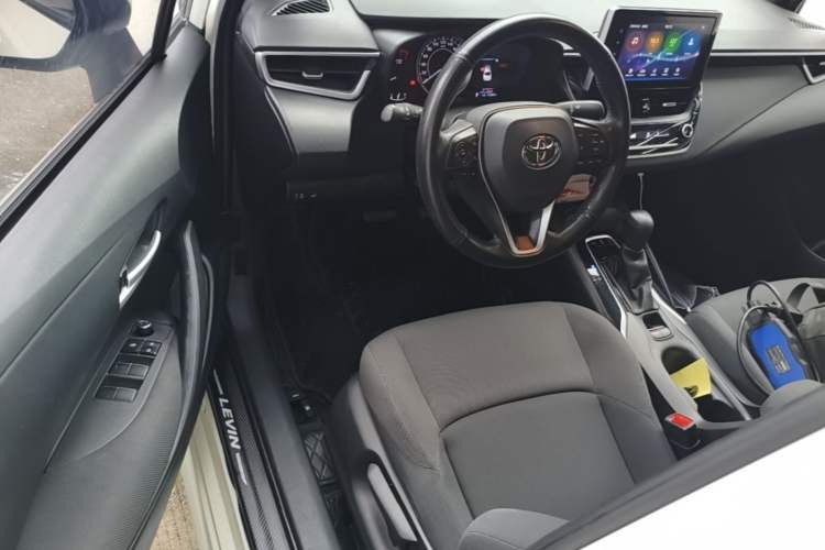 Used Toyota Levin 2019 185T CVT Luxury Edition China VI Standard Driver Seat