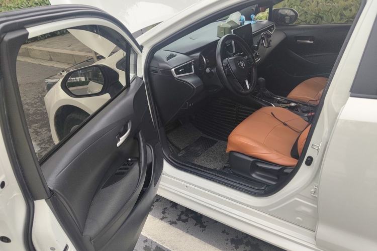 Used Toyota Levin 2019 185T CVT Luxury Edition China VI Standard Driver Seat