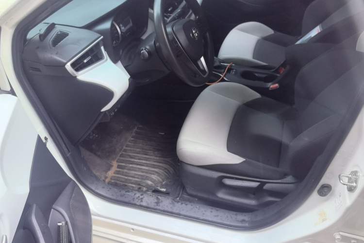 Used Toyota Levin 2019 185T CVT Luxury Edition China VI Standard Driver Seat