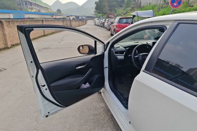 Used Toyota Levin 2019 185T CVT Luxury Edition China VI Standard Driver Seat