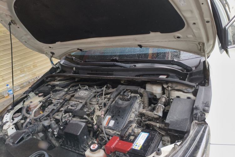 Used Toyota Levin 2019 Dual-Engine 1.8H E-CVT Luxury Edition China VI Standard Engine Bay
