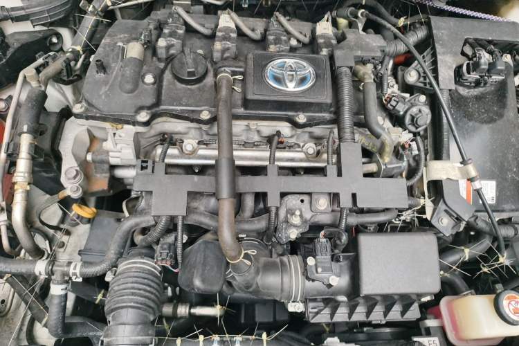 Used Toyota Levin 2019 Dual-Engine 1.8H E-CVT Sport Edition China VI Standard Engine Bay