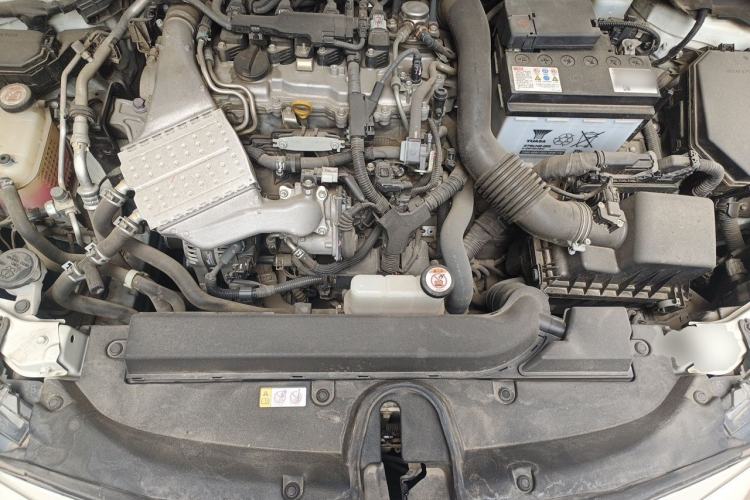 Used Toyota Levin 2019 185T CVT Luxury Edition China V Standard Engine Bay