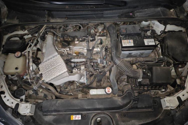 Used Toyota Levin 2019 185T CVT Entry-Level Version China VI Standard Engine Bay