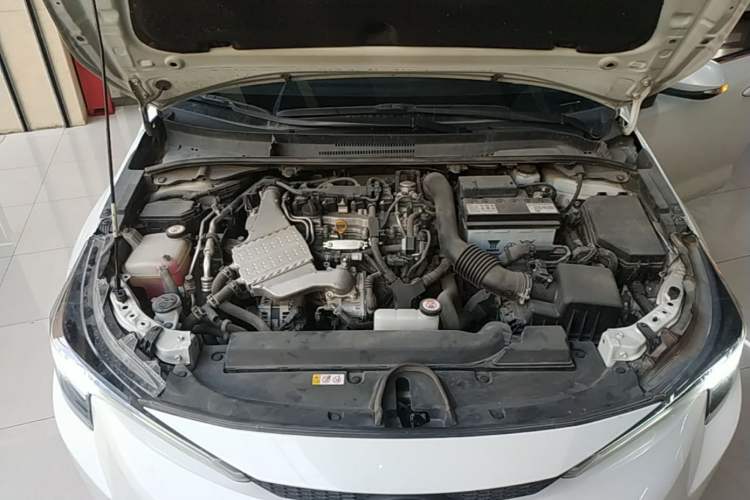 Used Toyota Levin 2019 185T CVT Luxury Edition China VI Standard Engine Bay