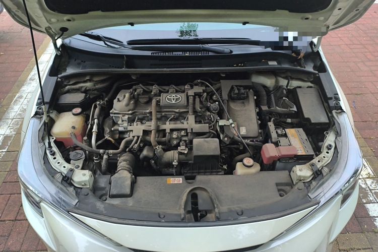 Used Toyota Levin 2019 Dual-Engine 1.8H E-CVT Luxury Edition China VI Standard Engine Bay