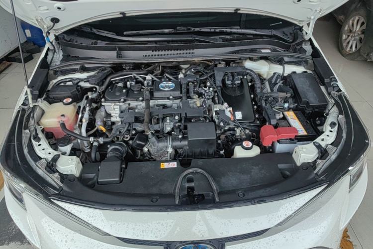 Used Toyota Levin 2019 Dual-Engine 1.8H E-CVT Luxury Edition China VI Standard Engine Bay