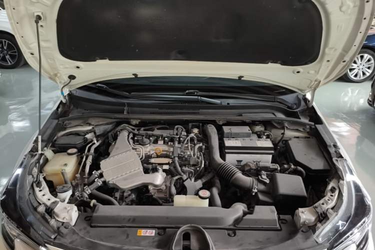 Used Toyota Levin 2019 185T CVT Luxury Edition China VI Standard Engine Bay