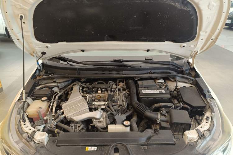 Used Toyota Levin 2019 185T CVT Sport Edition China V Standard Engine Bay