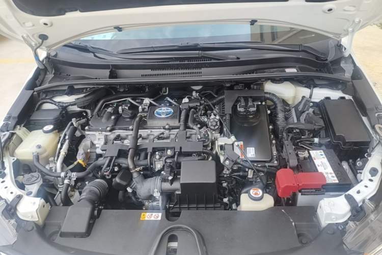 Used Toyota Levin 2019 Dual-Engine 1.8H E-CVT Sport Edition China VI Standard Engine Bay