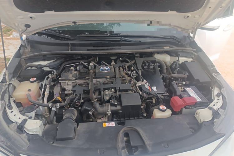 Used Toyota Levin 2019 Dual-Engine 1.8H E-CVT Luxury Edition China VI Standard Engine Bay