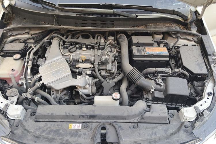 Used Toyota Levin 2019 185T CVT Luxury Edition China VI Standard Engine Bay