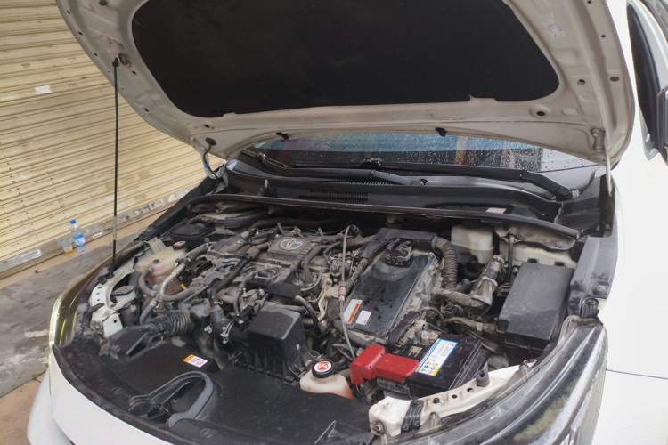 Used Toyota Levin 2019 Dual-Engine 1.8H E-CVT Luxury Edition China VI Standard Engine Bay Left