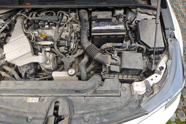Used Toyota Levin 2019 185T CVT Sport Edition China VI Standard Engine Bay Left