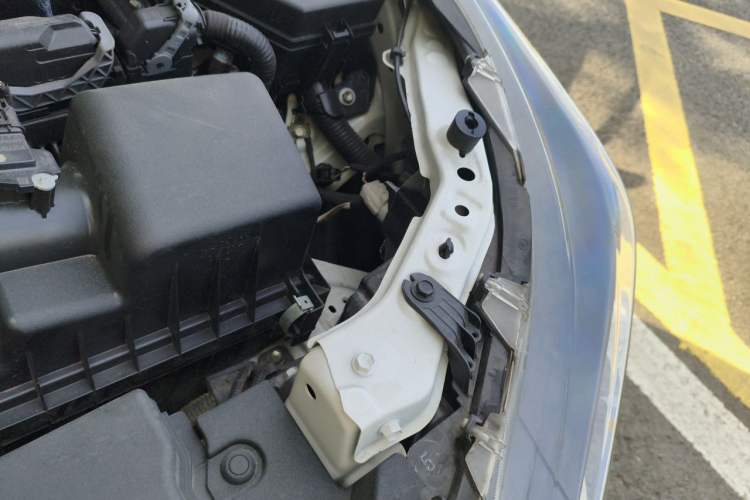 Used Toyota Levin 2019 185T CVT Luxury Edition China VI Standard Engine Bay Left