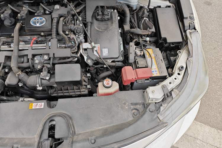 Used Toyota Levin 2019 Dual-Engine 1.8H E-CVT Luxury Edition China VI Standard Engine Bay Left