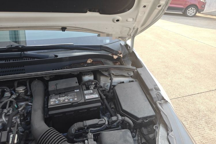 Used Toyota Levin 2019 185T CVT Luxury Edition China VI Standard Engine Bay Left