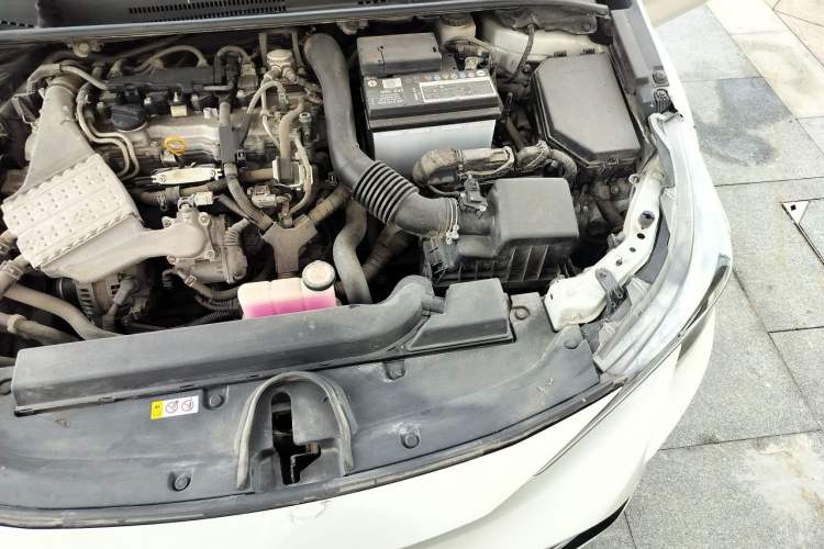 Used Toyota Levin 2019 185T CVT Luxury Edition China VI Standard Engine Bay Left