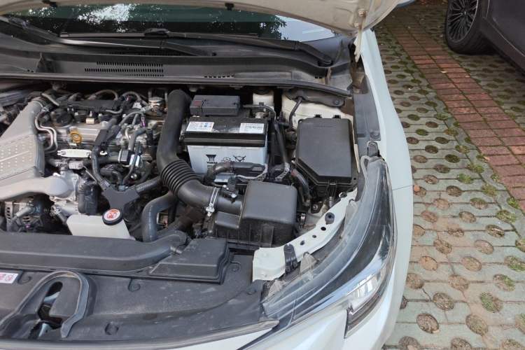 Used Toyota Levin 2019 185T CVT Luxury Edition China VI Standard Engine Bay Left