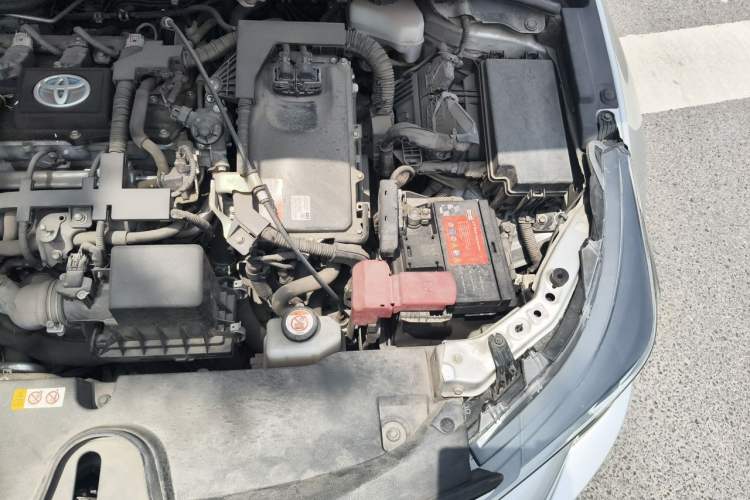 Used Toyota Levin 2019 Dual-Engine 1.8H E-CVT Entry-Level Model China VI Standard Engine Bay Left