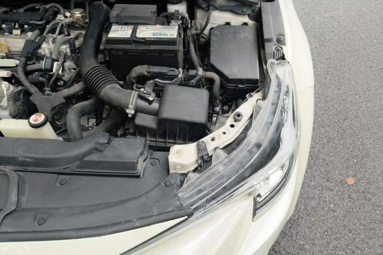 Used Toyota Levin 2019 185T CVT Luxury Edition China VI Standard Engine Bay Left