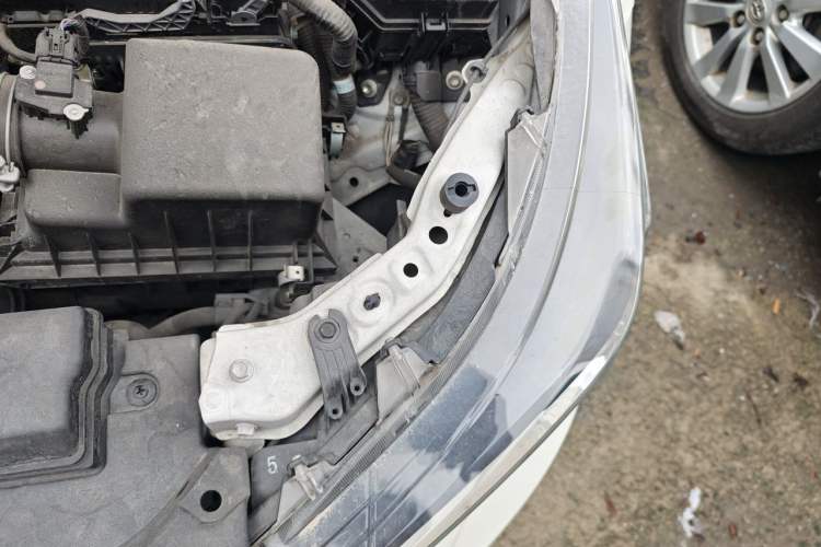 Used Toyota Levin 2019 185T CVT Luxury Edition China VI Standard Engine Bay Left