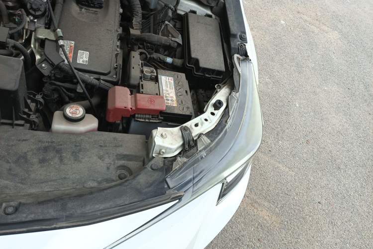 Used Toyota Levin 2019 Dual-Engine 1.8H E-CVT Luxury Edition China VI Standard Engine Bay Left