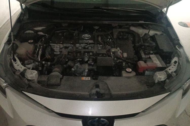 Used Toyota Levin 2019 Dual-Engine 1.8H E-CVT Luxury Edition China VI Standard Engine Bay